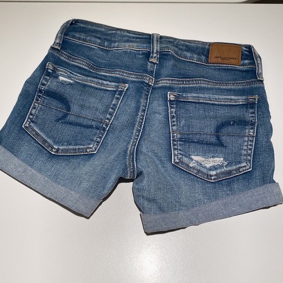 Jean Shorts Ripped w/ Crochet Detail Size 0 - American Eagle Outfitters - Picture 3 of 6